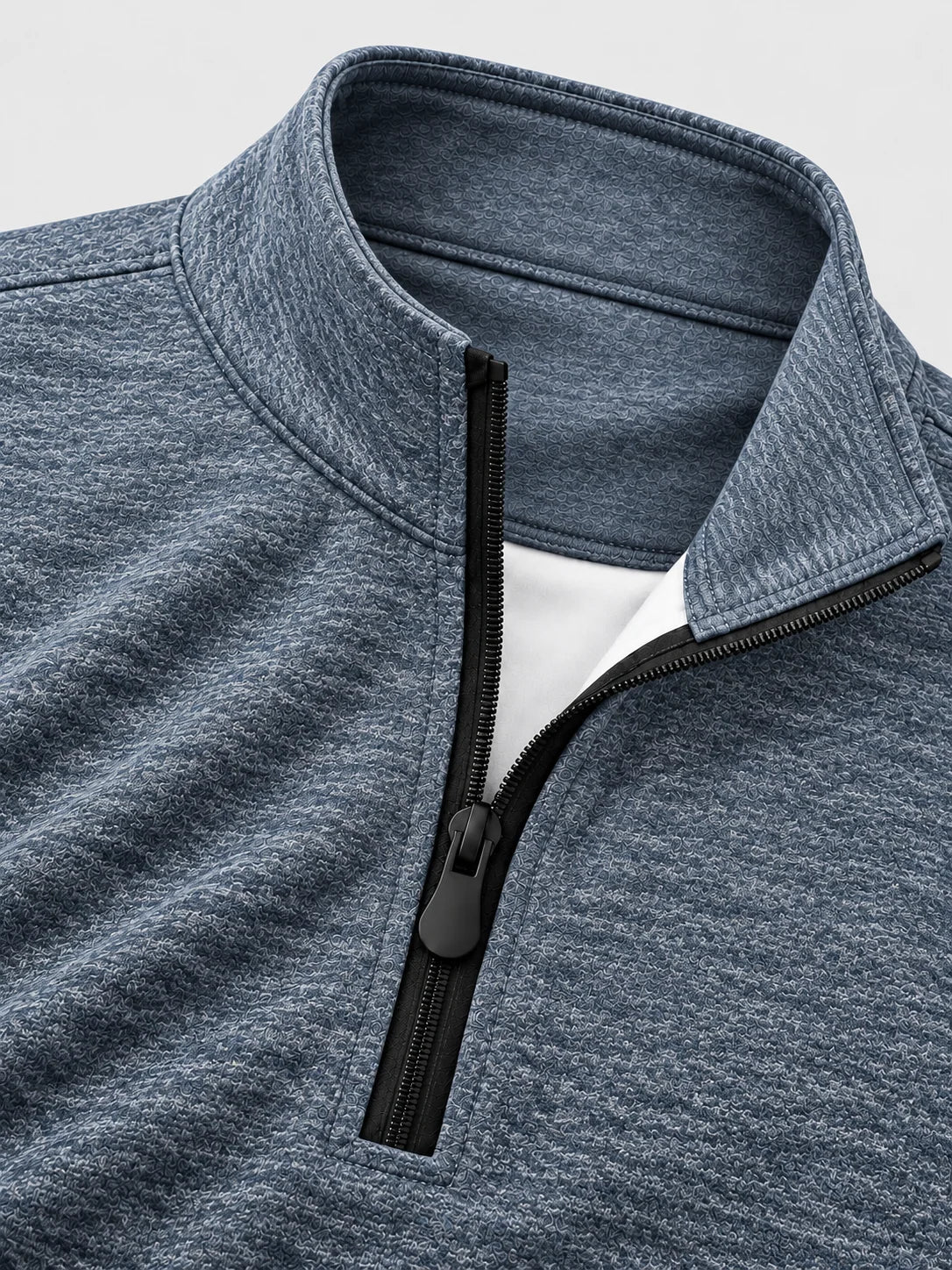 Golf-Pullover mit Viertelreißverschluss und blauem Melange-Farbverlauf