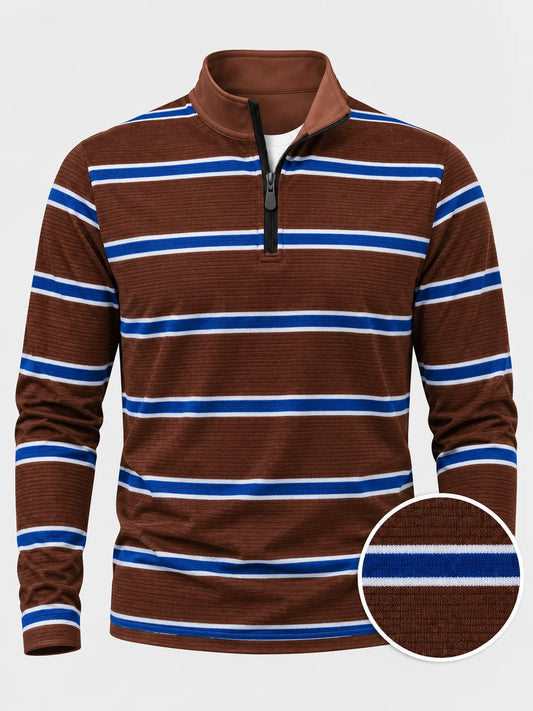 Schokoladenbrauner Golf-Pullover mit kobaltblauen und weißen Streifen und Viertelreißverschluss aus Funktionsmaterial